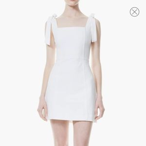 Alice + Olivia Maryann Tie Shoulder A-Line Dress (white, size 8)